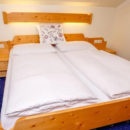 Holiday home Sonnblick